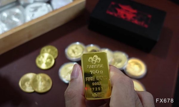 黄金狂飙：经济明明还行，为何全世界都在逃？