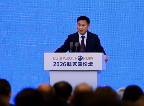 上海正式启动离岸金融体系建设，6家银行获授权开展离岸人民币外汇交易试点